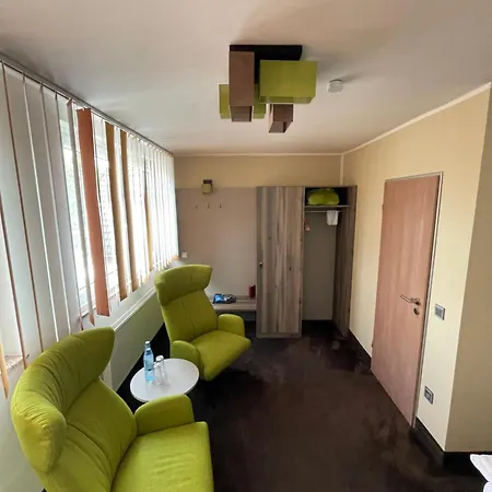 Hotel Am Sportpark 3*